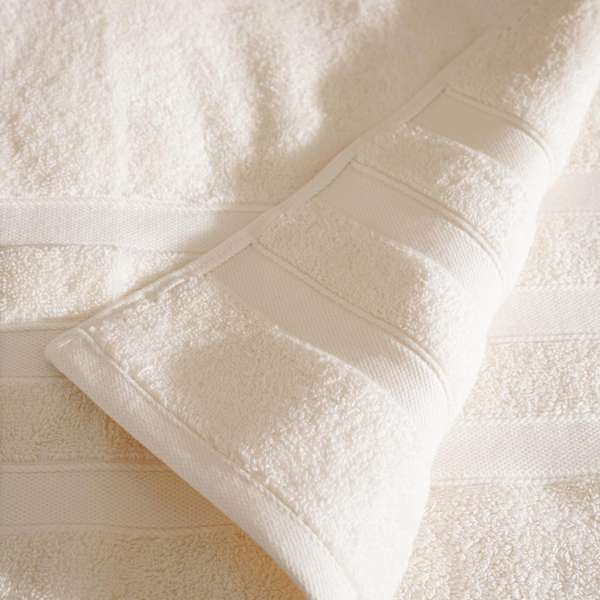 Egyptian Luxe Bath Towel 70x140cm Cream Pan Home Furnishings